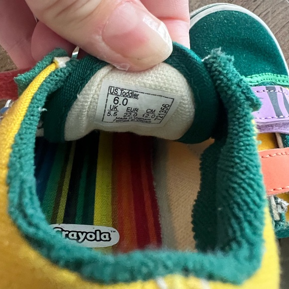 Toddle Vans - crayola sneakers - Picture 2 of 5